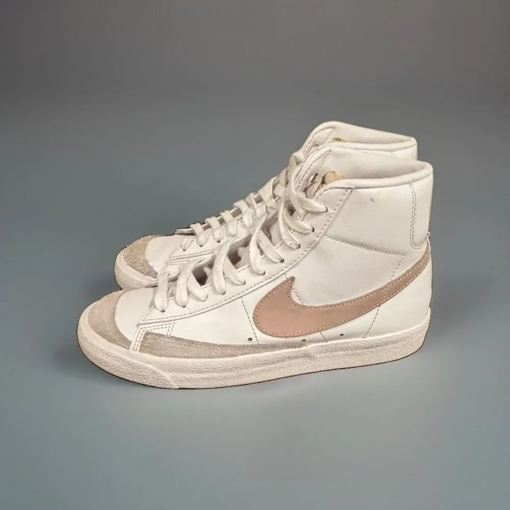 Nike Blazer Mid Unisex Adults White and Beige Mid Top Lace Up Trainers